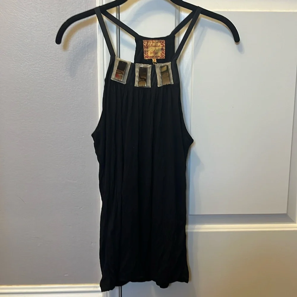 Halter top - Picture 1 of 7